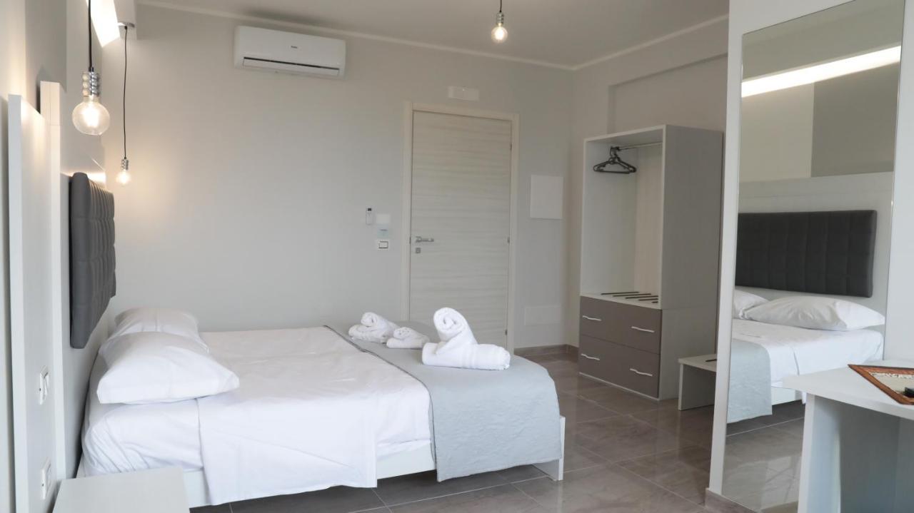 Blue Marine - Free Parking Hotel Tropea Eksteriør billede