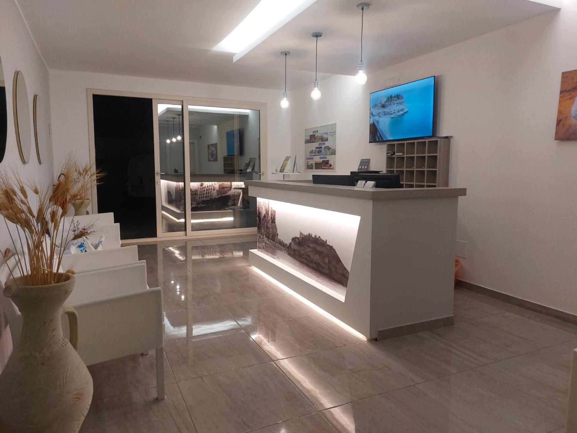 Blue Marine - Free Parking Hotel Tropea Eksteriør billede